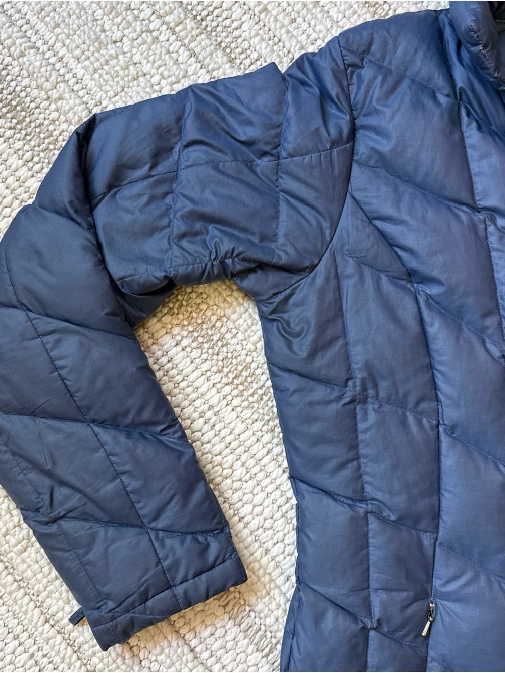 Patagonia Womans Tres Parka Goose Down Women’s Large Navy Blue Jacket Read Desc - Picture 3 of 16